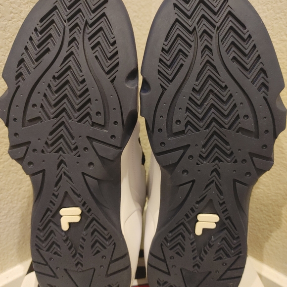 FILA GRANT HILL 1  WHITE,RED,BLUE WOMEN'S  SHOES  NEW! - Picture 7 of 8